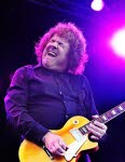 Le guitariste et chanteur Gary Moore a posé sa guitare