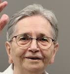 Mme  Annie Faul