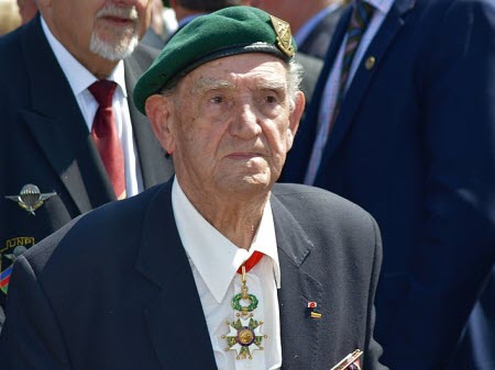 Léon Gautier, dernier survivant français du débarquement en Normandie en 1944, est mort à 99 ans