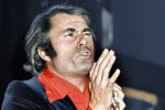 Le chanteur Alain Barrière