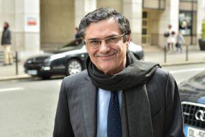 L'ex-ministre Patrick Devedjian L'ex-ministre Patrick Devedjian