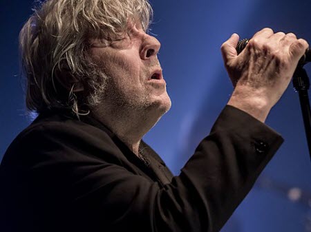 Le chanteur belge Arno s'en est allé