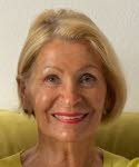 Mme  Anneliese Moureau