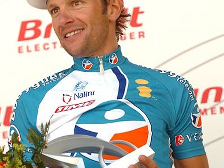 Le cycliste français Walter Bénéteau, est parti  le 11 décembre 2022