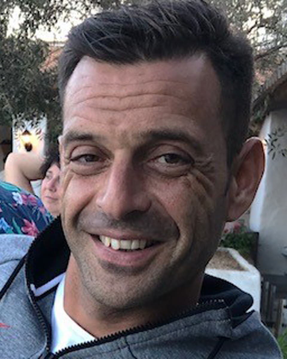 Avis de décès de Monsieur Damien MOGE paru le 22/10/2021 dans Le Dauphiné Libéré - département ...