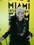 L'icone de la mode Iris Apfel n'est plus