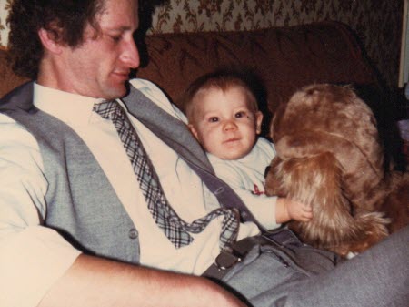 Son père décède alors qu’il a 2 ans : comment se construire sans figure paternelle