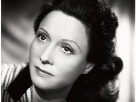 La chanteuse et actrice Léonie Bathiat alias ''Arletty'' est morte le 23 juillet 1992