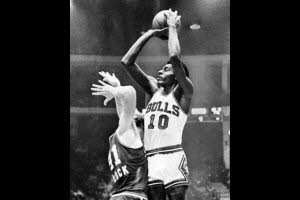 Bob Love, joueur de NBA, légende des Chicago Bulls, s’éteint à 81 ans.