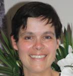 Mme Annie Zimol