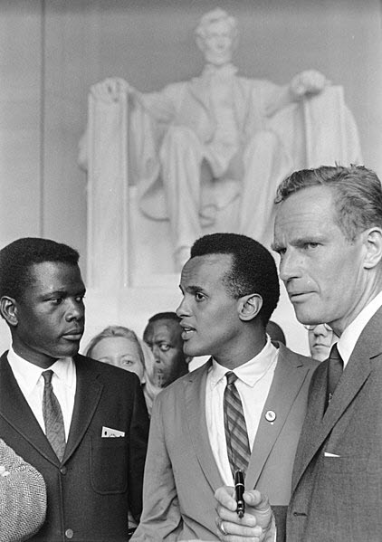 Harry Belafonte aux côtés de Sidney Poitier et de Charlton Heston 