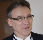 M. Manuel Macia
