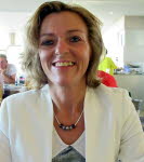Mme  Véronique Mathieu