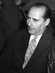 La mort du réalisateur italien de cinéma et de télévision Roberto Rossellini