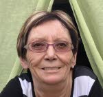 Mme  Marie-Éliane Krys