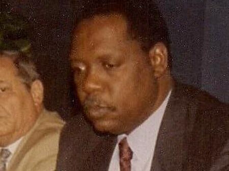 Adieu Issa Hayatou : retour sur la carrière d'un géant du football africain