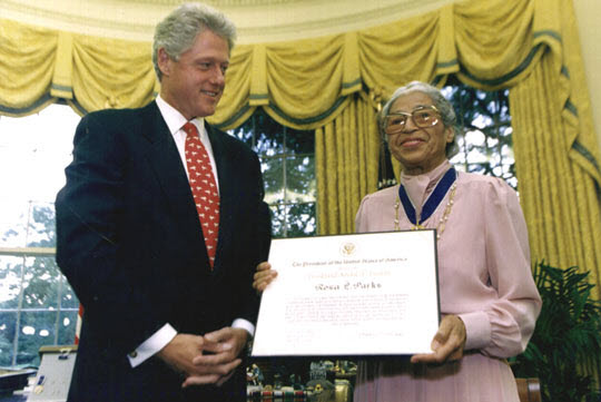 Rosa Parks et Bill Clinton