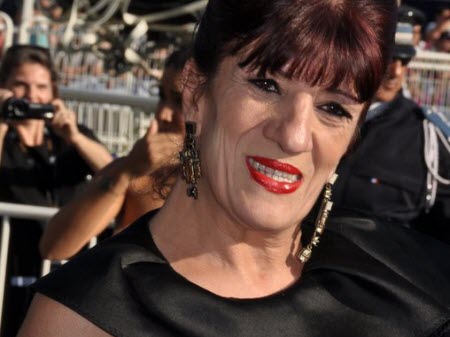 Biyouna, actrice du cinéma franco-algérien, s'éteint à 73 ans