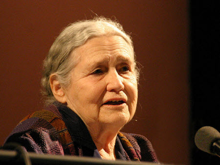 Doris Lessing, prix Nobel de littérature
