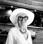 Mme  Monique Grosse