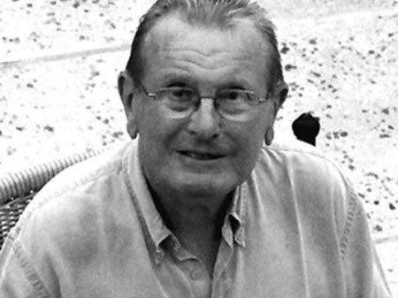 Gilles Perrault, auteur du « Pull-over rouge » est décédé le 3 août 2023 à 92 ans