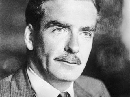 Anthony Eden : l'éclat d'une carrière politique terni par la crise de Suez