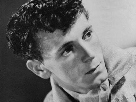 Le chanteur Gene Vincent