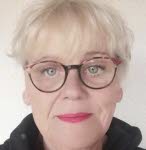 Mme  Marie-Rose Henkel