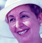 Mme Maria Giacu
