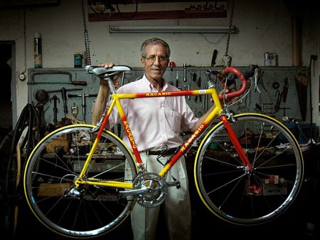 Le plus vieux vainqueur du Tour de France Federico Bahamontes est décédé à l'âge de 95 ans