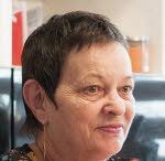 Mme Patricia Bouezet