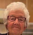 Mme Julienne Hoebel