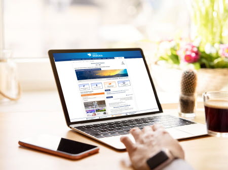 Comment déposer une plaque commémorative pour rendre hommage à un proche disparu ?