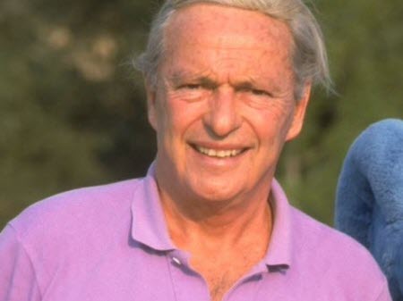 Guy Lux, l'animateur et producteur de télévision nous a quittés le 13 juin 2003 à l'âge de 83 ans