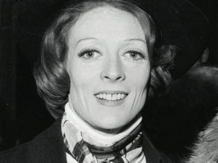 Il y a 1 an : le monde pleure la perte de Maggie Smith, une légende du cinéma