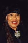 Roberta Flack, une voix inoubliable du soul et du jazz, s’éteint à 88 ans
