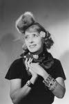 La danseuse, chanteuse et actrice française Mistinguett est décédée