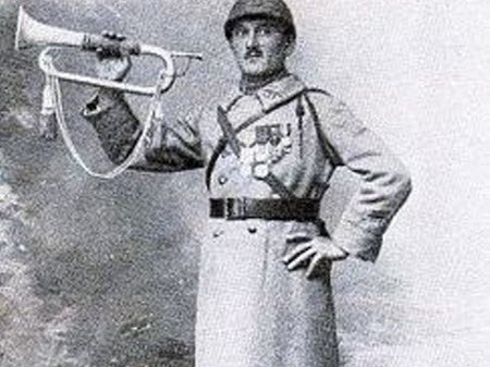 Le premier soldat à sonner le cessez-le-feu au clairon Pierre Sellier