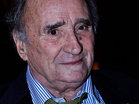 Le 22 décembre 2020, l'acteur populaire français Claude Brasseur, nous quittait