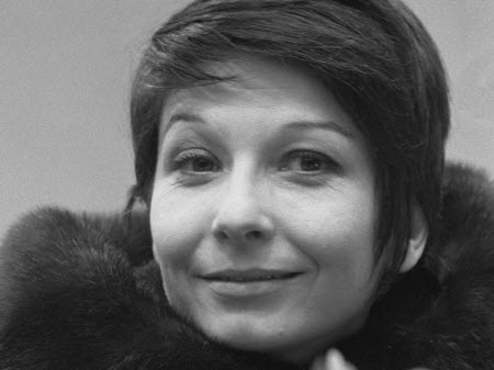 La ballerine et chanteuse de music-hall Zizi Jeanmaire est morte à 96 ans