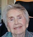 Mme Edwige Perry