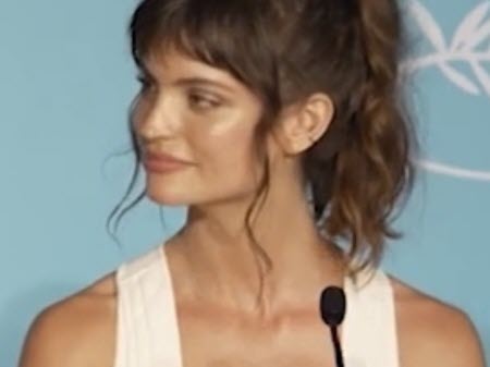 Charlbi Dean, actrice et mannequin sud-africaine