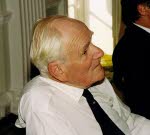 L'acteur britannique Desmond Llewelyn est décédé