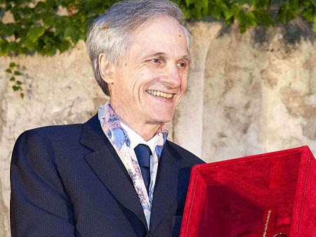 ​Lino Capolicchio, acteur italien emblématique, est décédé le 3 mai 2022 à l'âge de 78 ans.