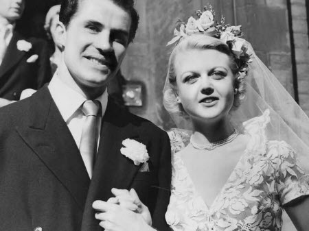 Peter Shaw : Une vie entre l’écran, la production et un amour éternel avec Angela Lansbury