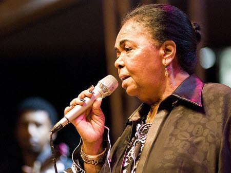Cesaria Evora, la Diva aux pieds nus, nous a quittée