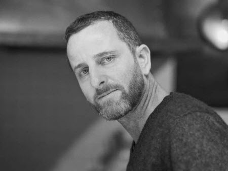 François Pacôme, célèbre voix de Barney dans How I Met Your Mother, décède à 59 ans