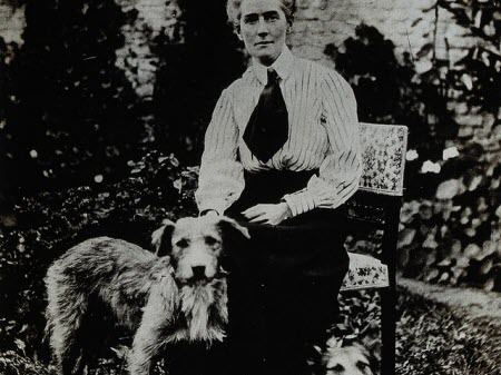 La mort d'Édith Cavell : l'héroïsme d'une infirmière britannique face aux allemands