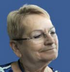 Mme  Simone Ducanos
