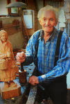 André Bosshardt, une vie consacrée à la sculpture et à son village